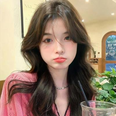 金蛇贺岁之合家团